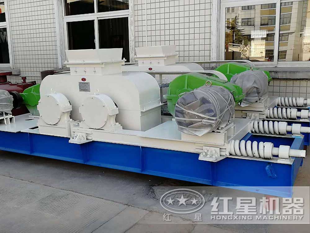四輥破碎機效能高作業(yè)、噪音小