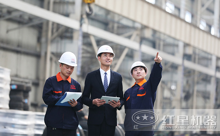 專業(yè)選型指導(dǎo)，每小時300噸鵝卵石移動制沙機(jī)等您來 